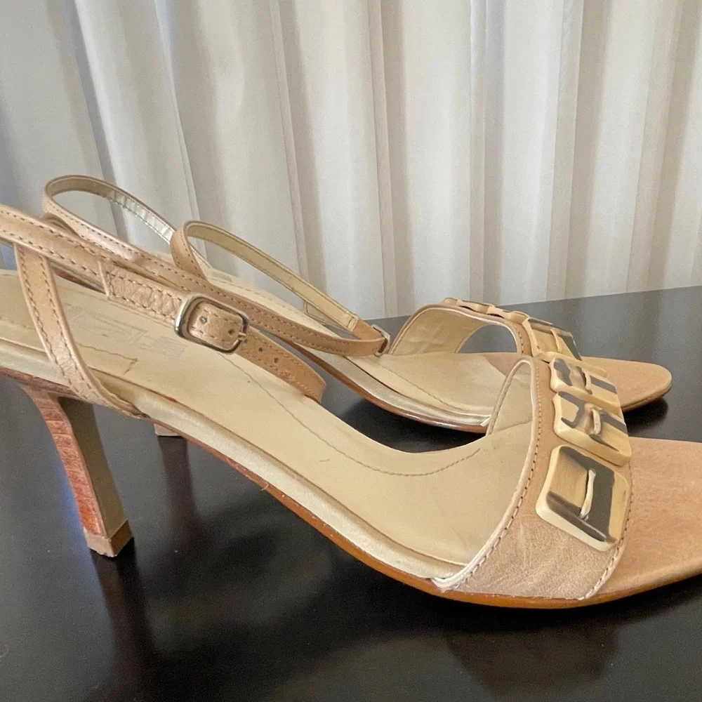Stylish Tan Ankle-Strap Heeled Sandals with Tan & Black Square “Button” Accents